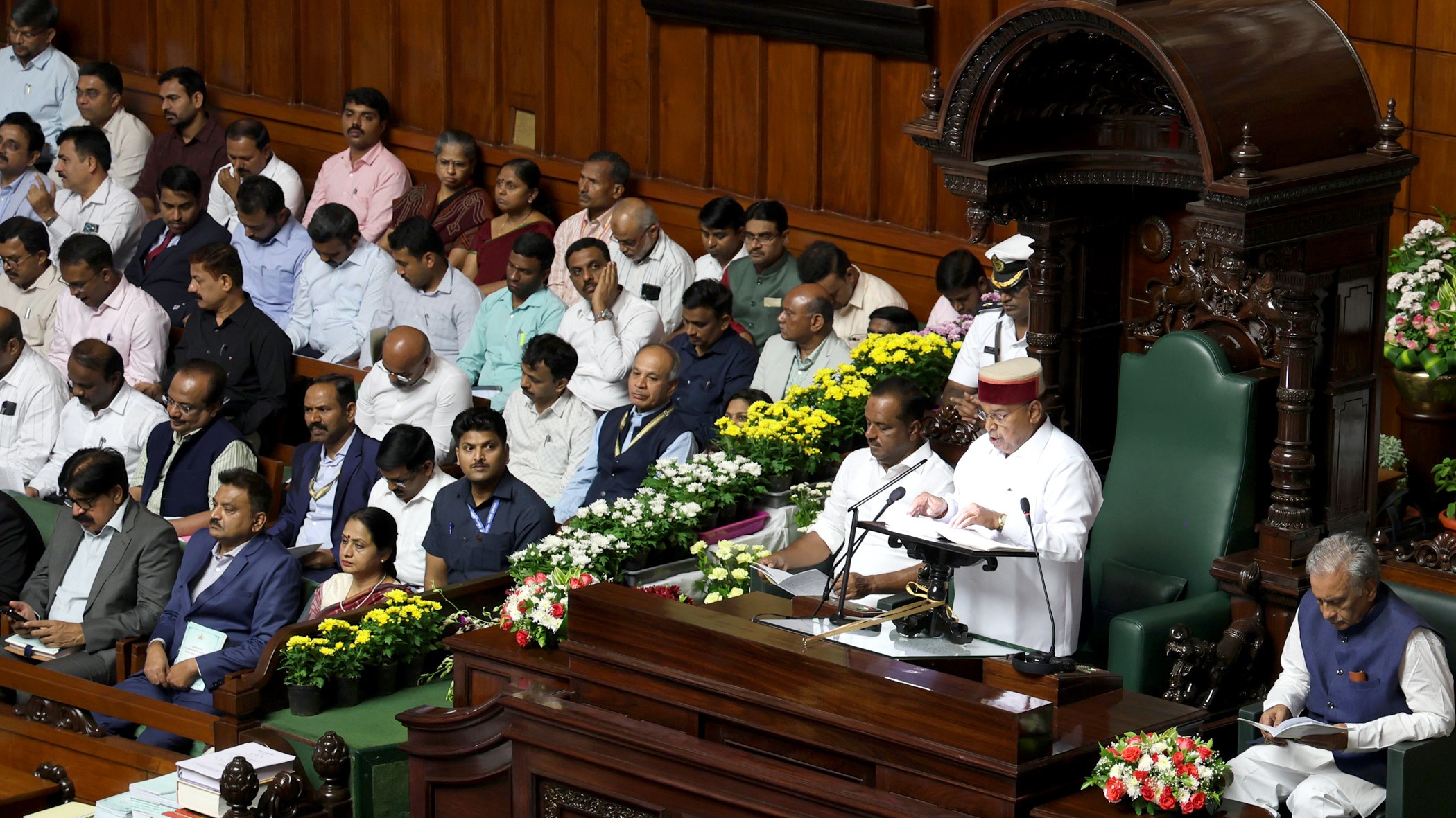 Karnataka: Welfare bills pass unanimously in Council 