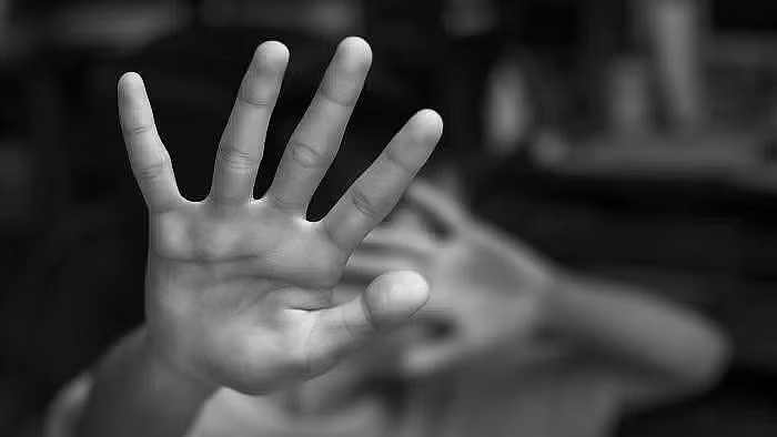With several POCSO cases against him for sexually abusing minor students, Karnataka school headmaster goes on the run