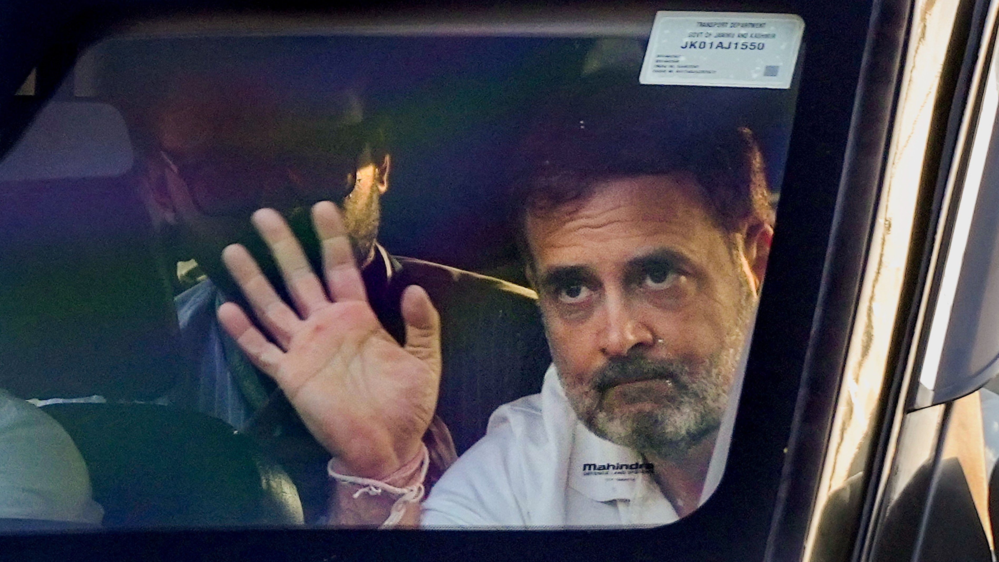 Rahul Gandhi begins his day-long Gujarat visit with address to party's district unit chiefs
