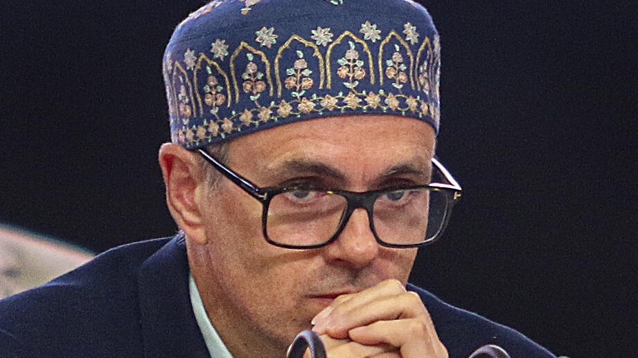 As controversy erupts, Omar-led govt distances itself from Gulmarg fashion show during Ramazan