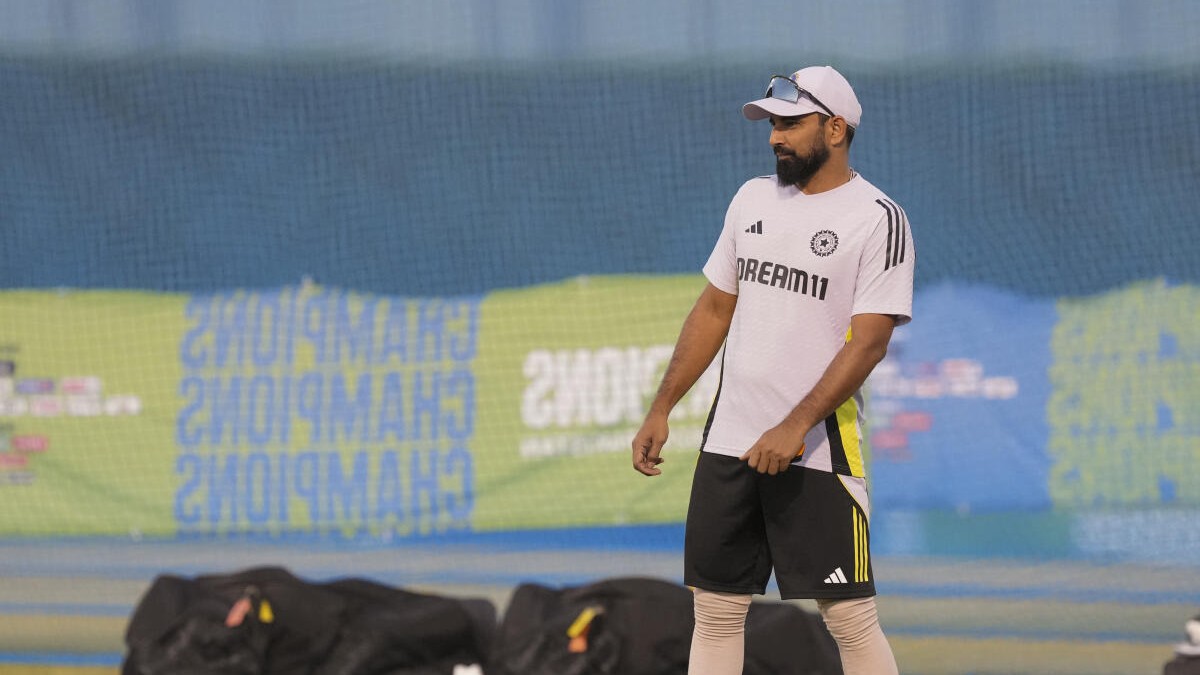 Javed Akhtar asks 'great' cricketer Shami to not pay attention to criticism amid roza row