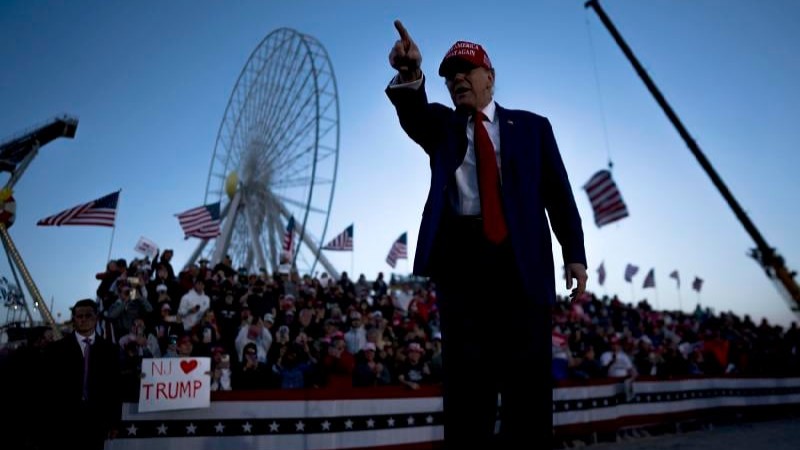 Trump casts a long shadow over a Governor's race