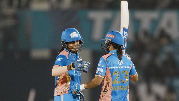 Harmanpreet, bowlers guide MI to 9-run win over GG