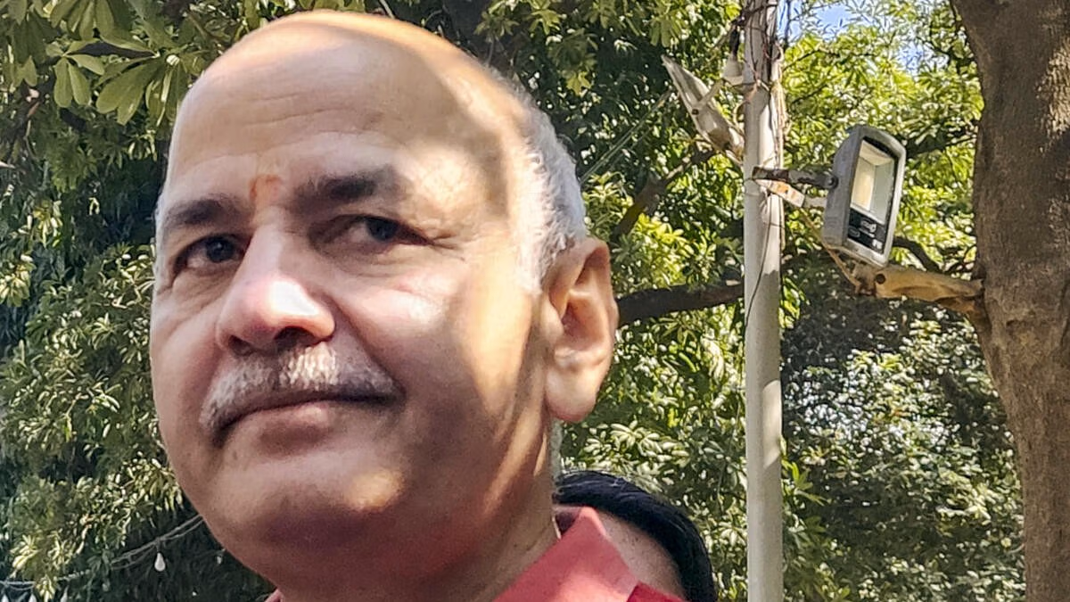 Will not bow down: Sisodia after Prez approves registration of FIR against him in classroom 'scam'