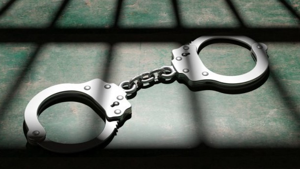 Mumbai police bust sex racket; four struggling female actors rescued, man held