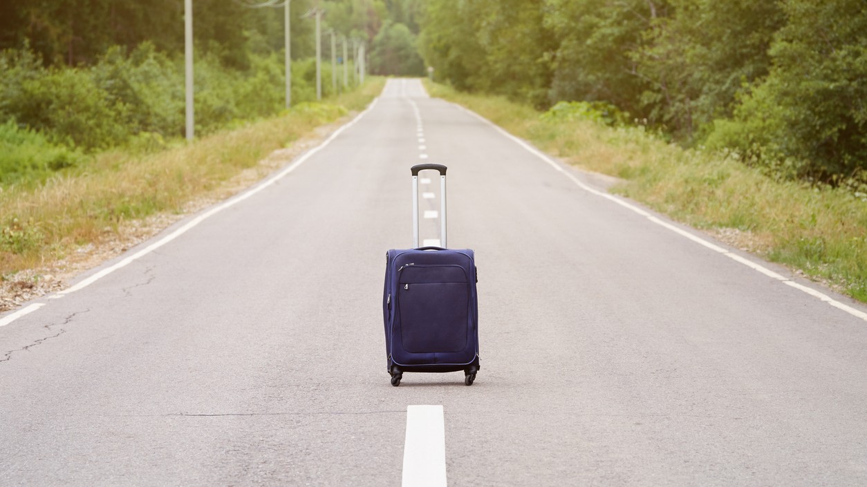 New Zealand shocker: Woman travels in bus with 2-year-old girl stuffed in suitcase