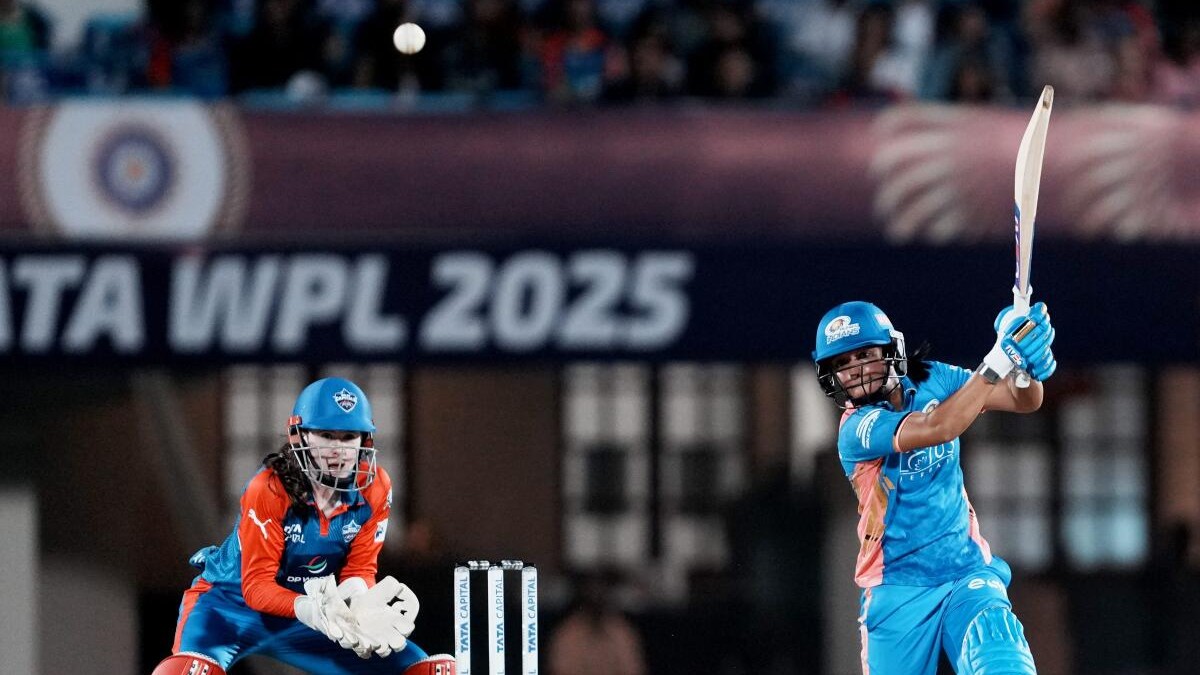 Delhi Capitals win toss, opt to bowl against Mumbai Indians in Women's Premier League final