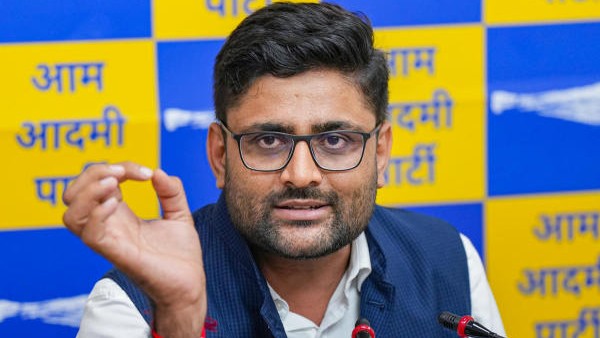 AAP names Gopal Italia as candidate for Visavadar assembly bypoll; EC yet to announce date