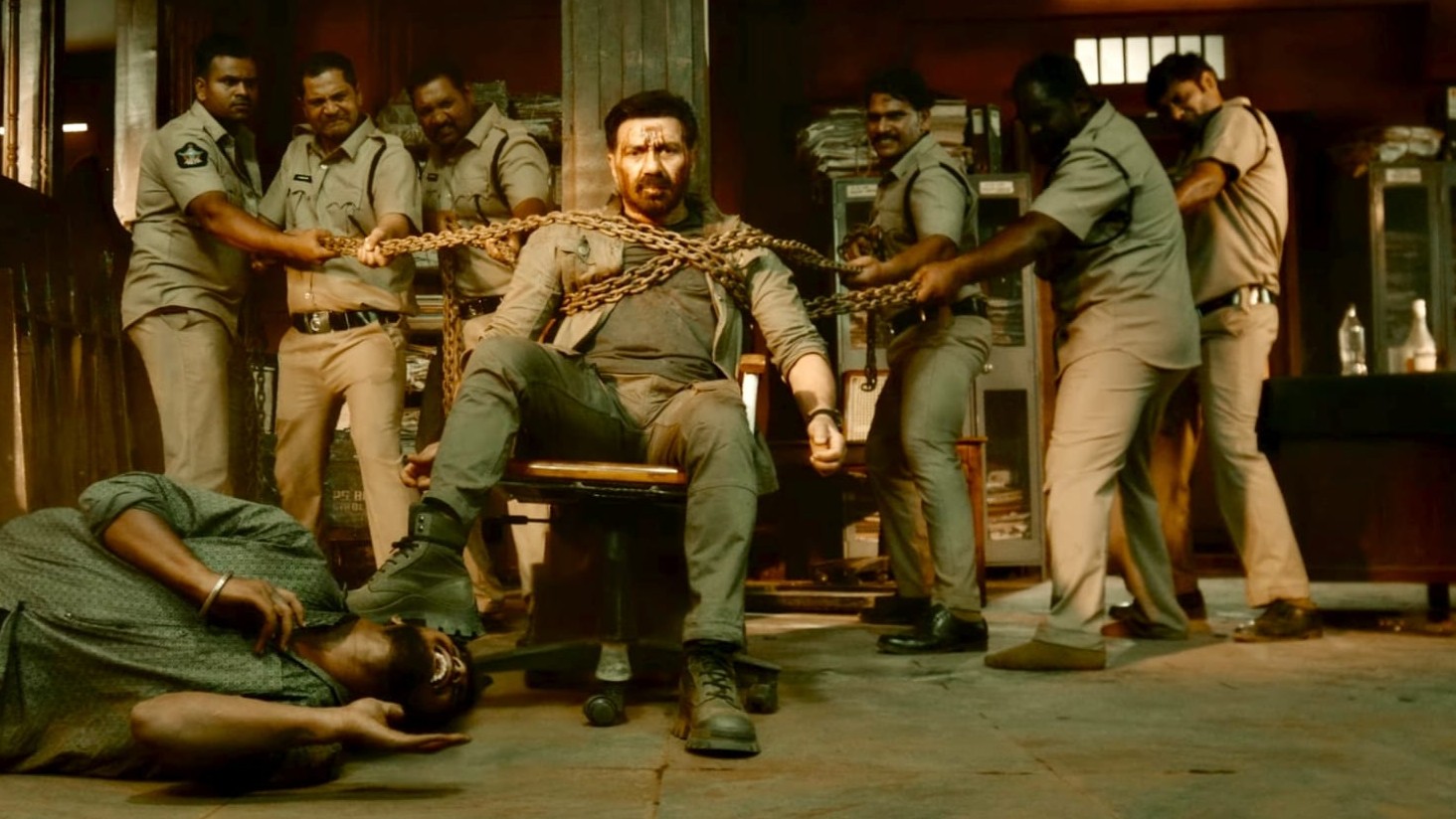 'Jaat' starring Sunny Deol earns over Rs 30 crore at box office in three days