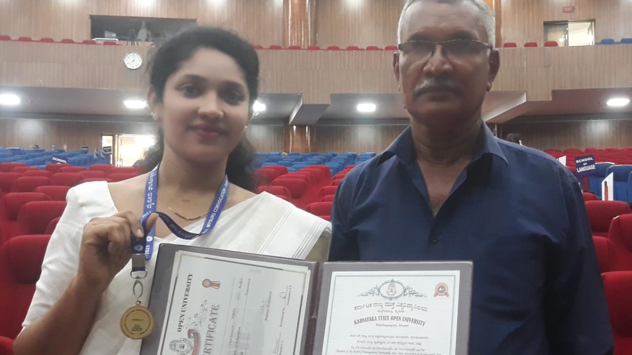 Achievers break barriers, reap rich haul at Karnataka State Open University convocation