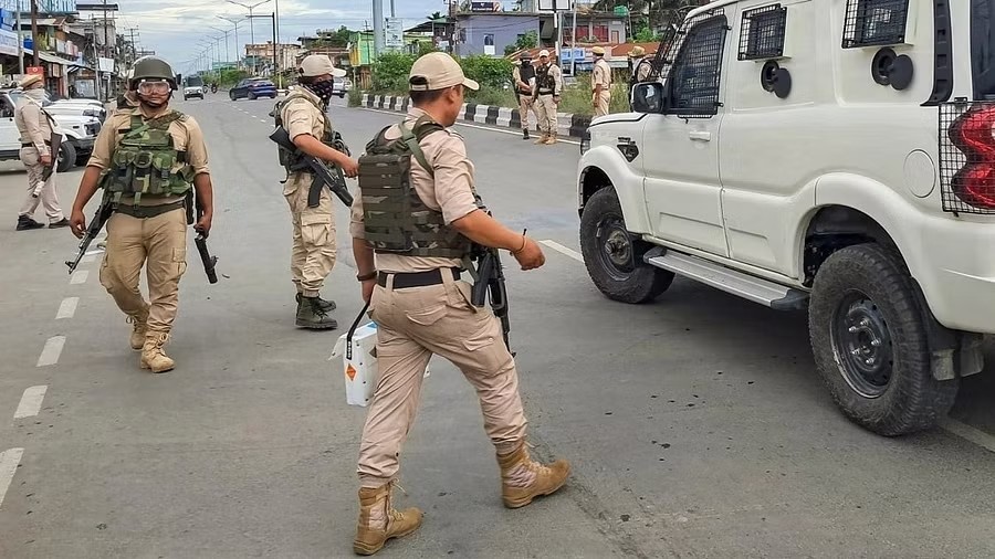 Security beefed up in Manipur's Bishnupur, Churachandpur districts