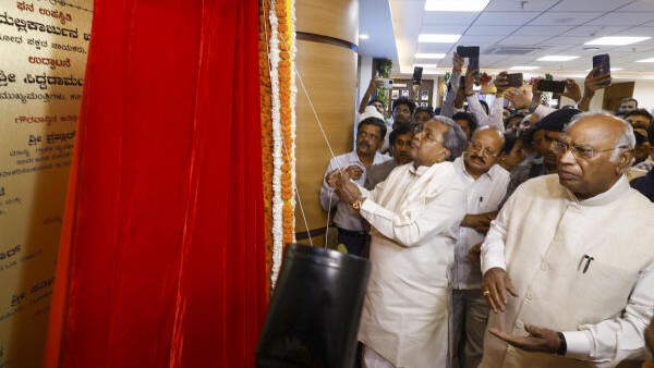New Karnataka Bhavan inaugurated in Delhi by CM Siddaramaiah
