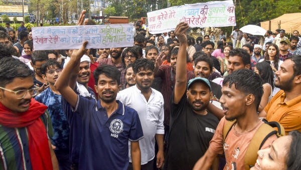 Police impose entry restrictions on 400-acre parcel land near University of Hyderabad