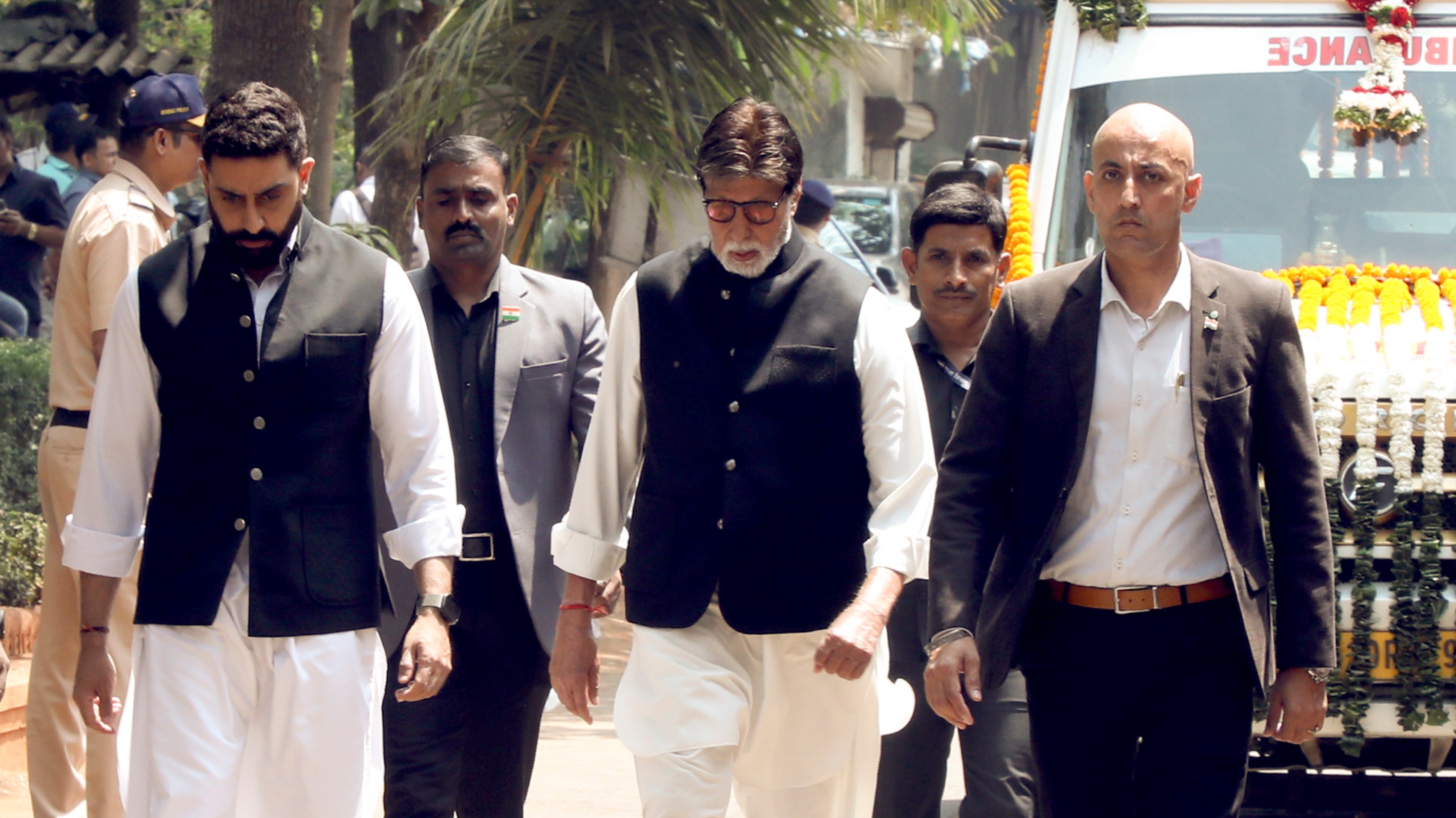 Bollywood actors Amitabh and Abhishek Bachchan attended the funeral and paid their last respects.