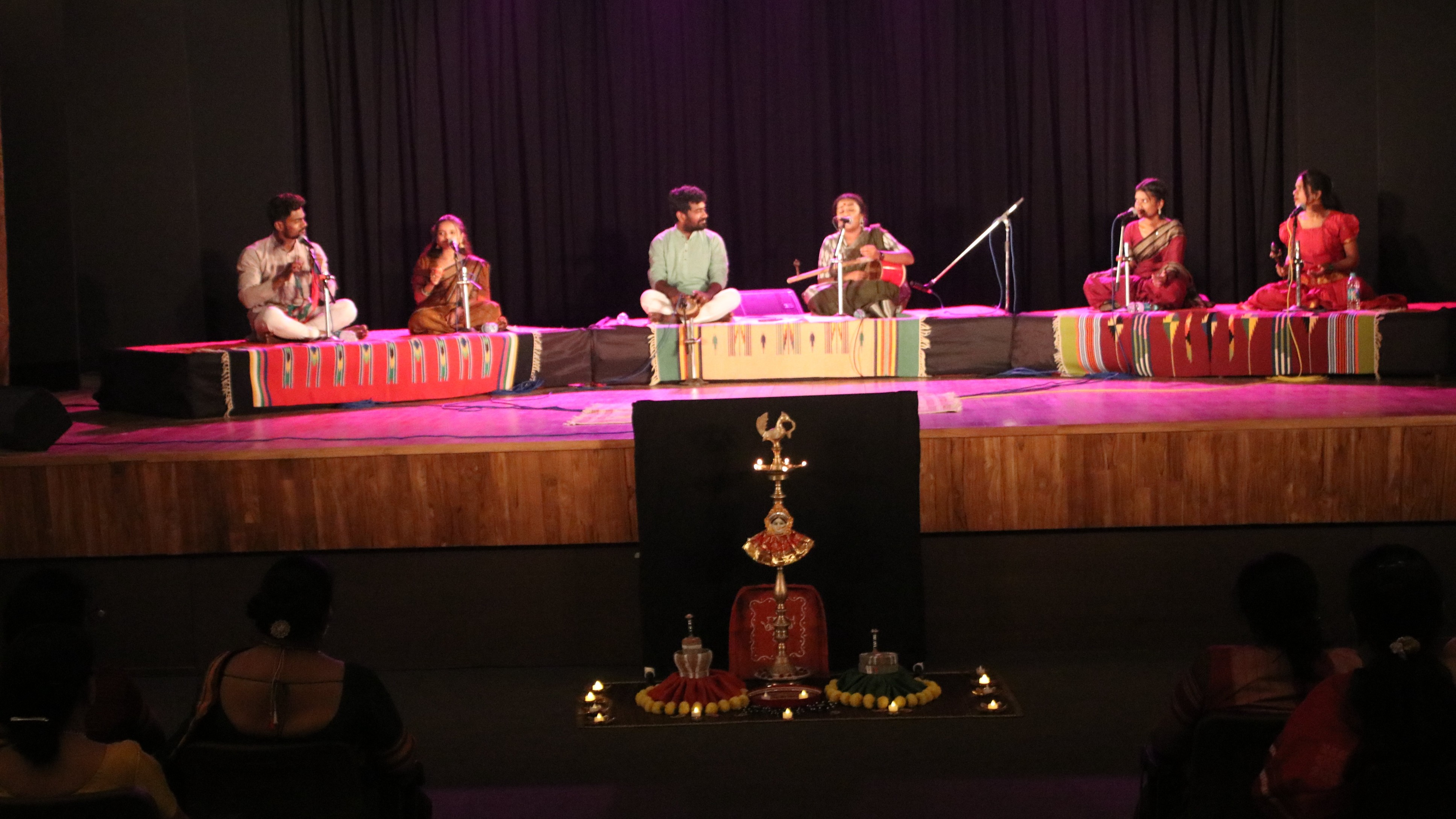 Stories of life in songs of labour: 'Beeso haada'