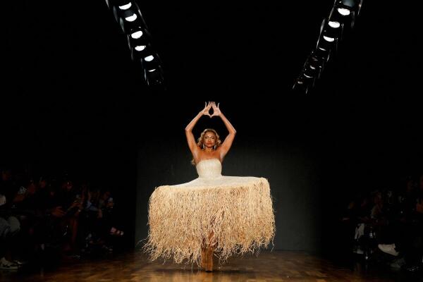 A model presents a creation by Dendezeiro during the Sao Paulo Fashion Week in Sao Paulo, Brazil, April 10, 2025.