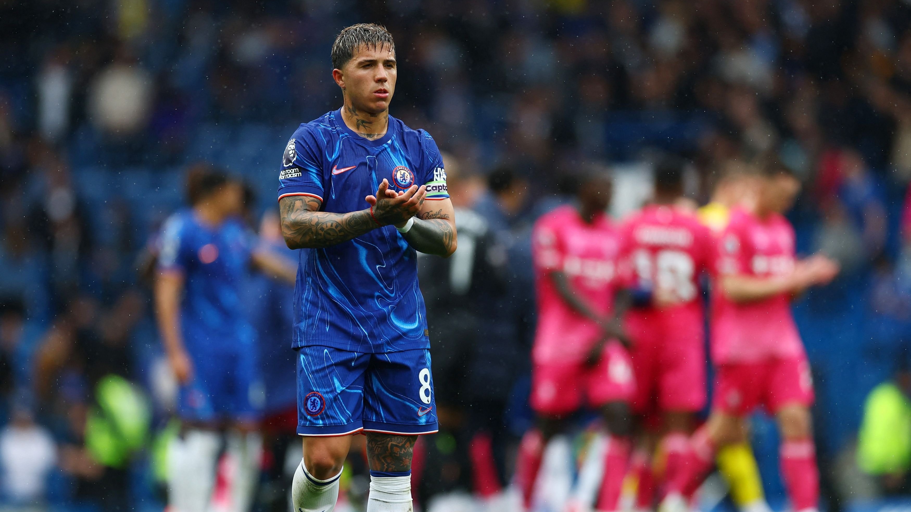 Chelsea stumble again in Champions League hunt with 2-2 draw against Ipswich