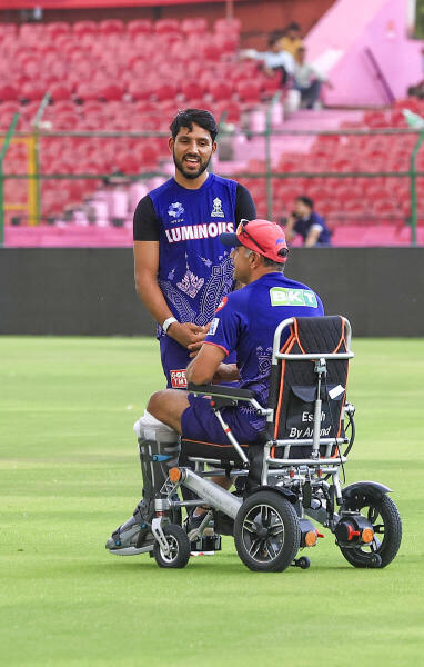 A reliable batter for RR, Dhruv Jurel has the potential to change the course of the game single-handedly.