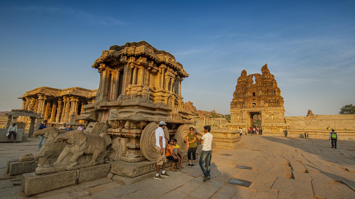 Hampi monuments need urgent repairs: Report