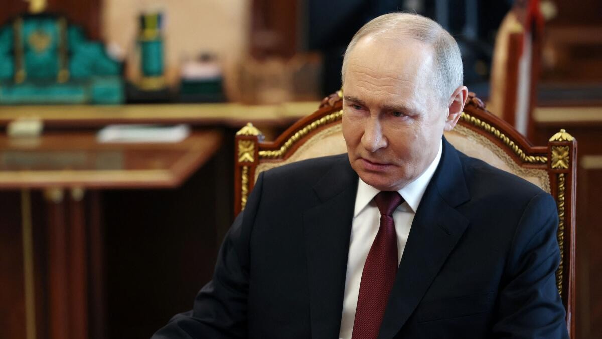 Putin declares one-day Easter truce in Ukraine war