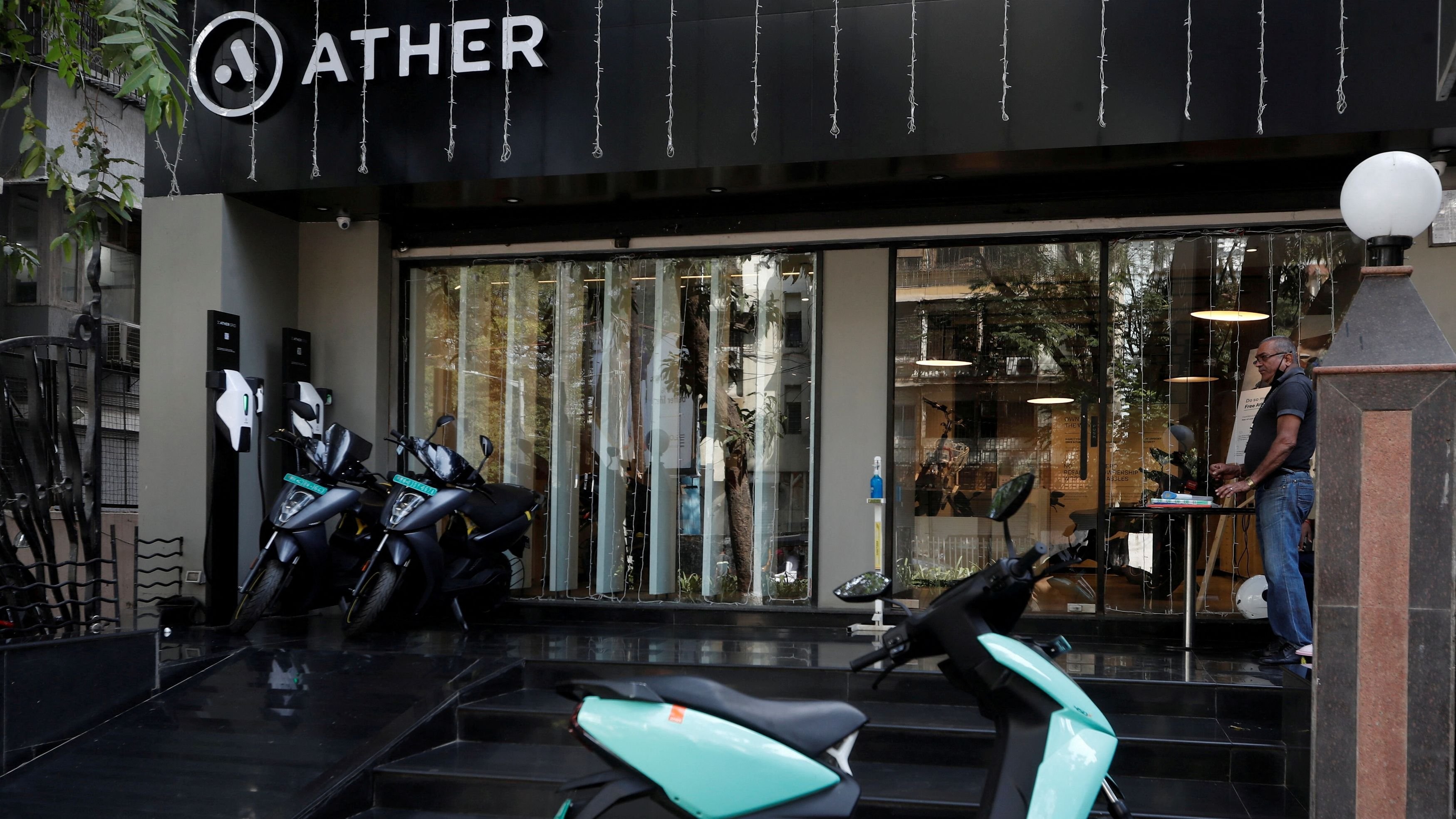 Electric scooter maker Ather sets IPO price band at Rs 304-321 per share