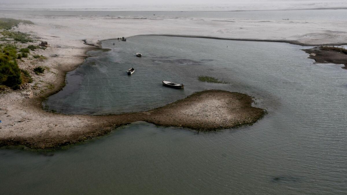 A treaty in troubled waters