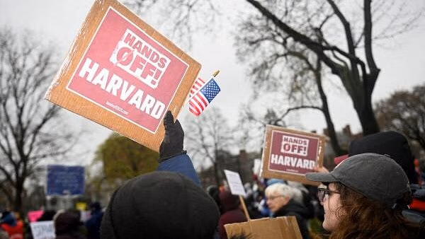 Harvard antisemitism and Islamophobia task forces find widespread fear, bigotry
