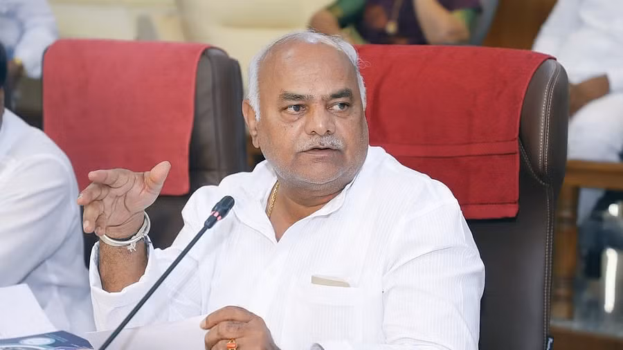 Karnataka government to roll out new textile policy, says Shivanand Patil