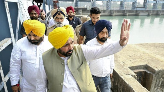 Haryana CM chastises AAP govt in Punjab for 'playing politics' over sharing Nangal Dam water