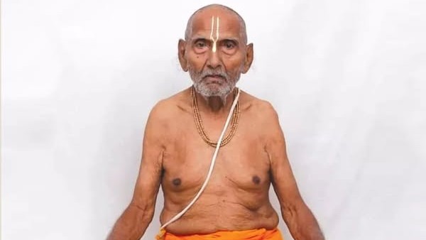 Padma Shri awardee Baba Sivanand dies in Varanasi