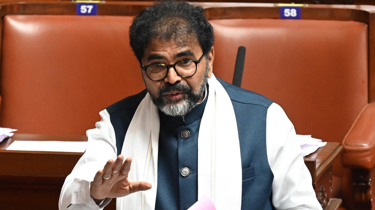Govt creating confusion for small traders: Chalavadi Narayanaswamy