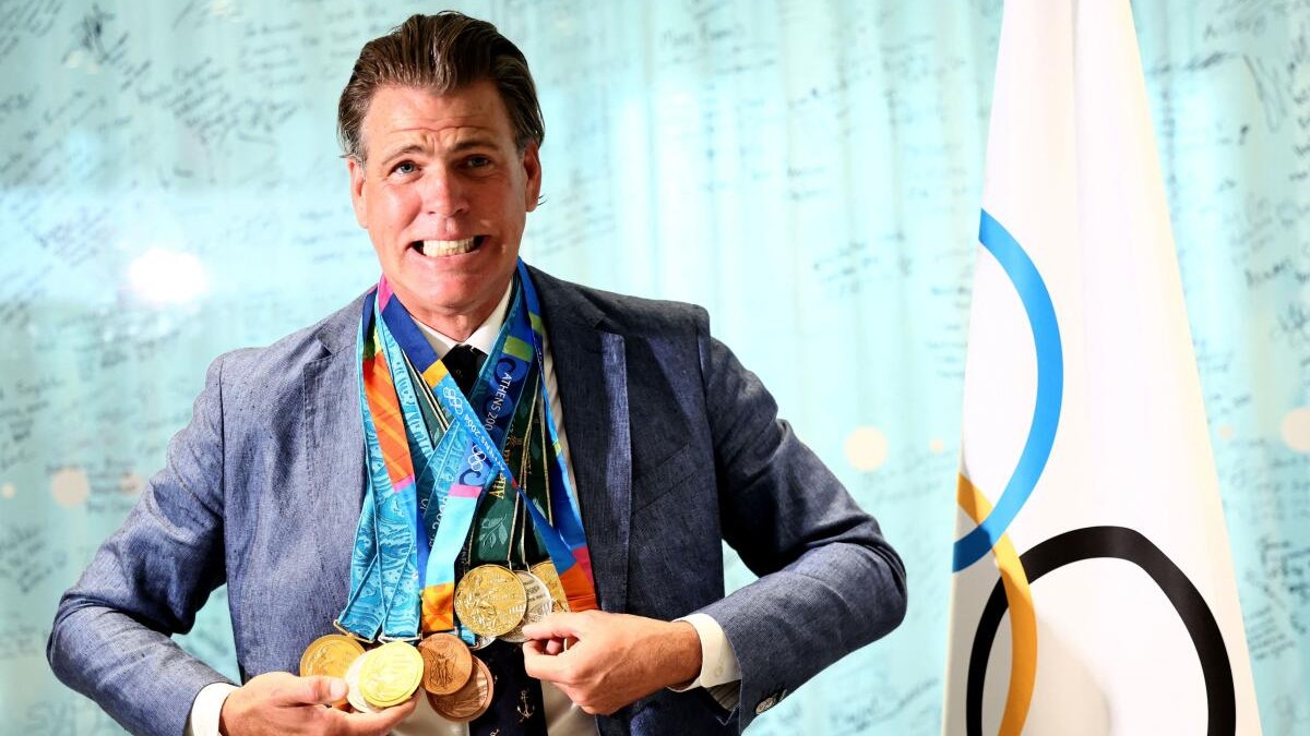 Olympic champion Hall Jr. receives replicas of 10 medals lost in LA fires