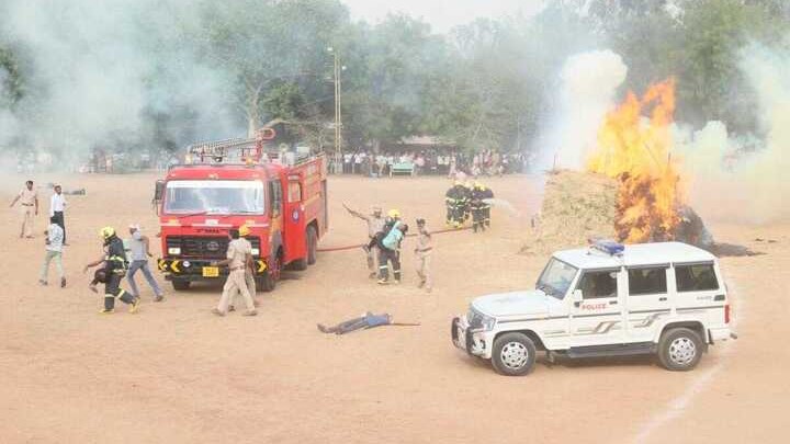 Civil defence mock drill conducted in Karnataka's Raichur 