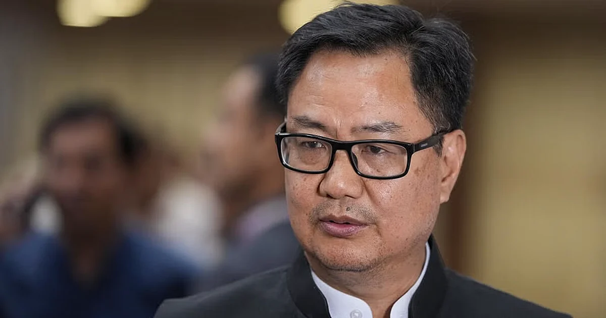 Rijiju Slams Rahul: Speaking 'Language of Pakistan' on Foreign Policy Hurts India