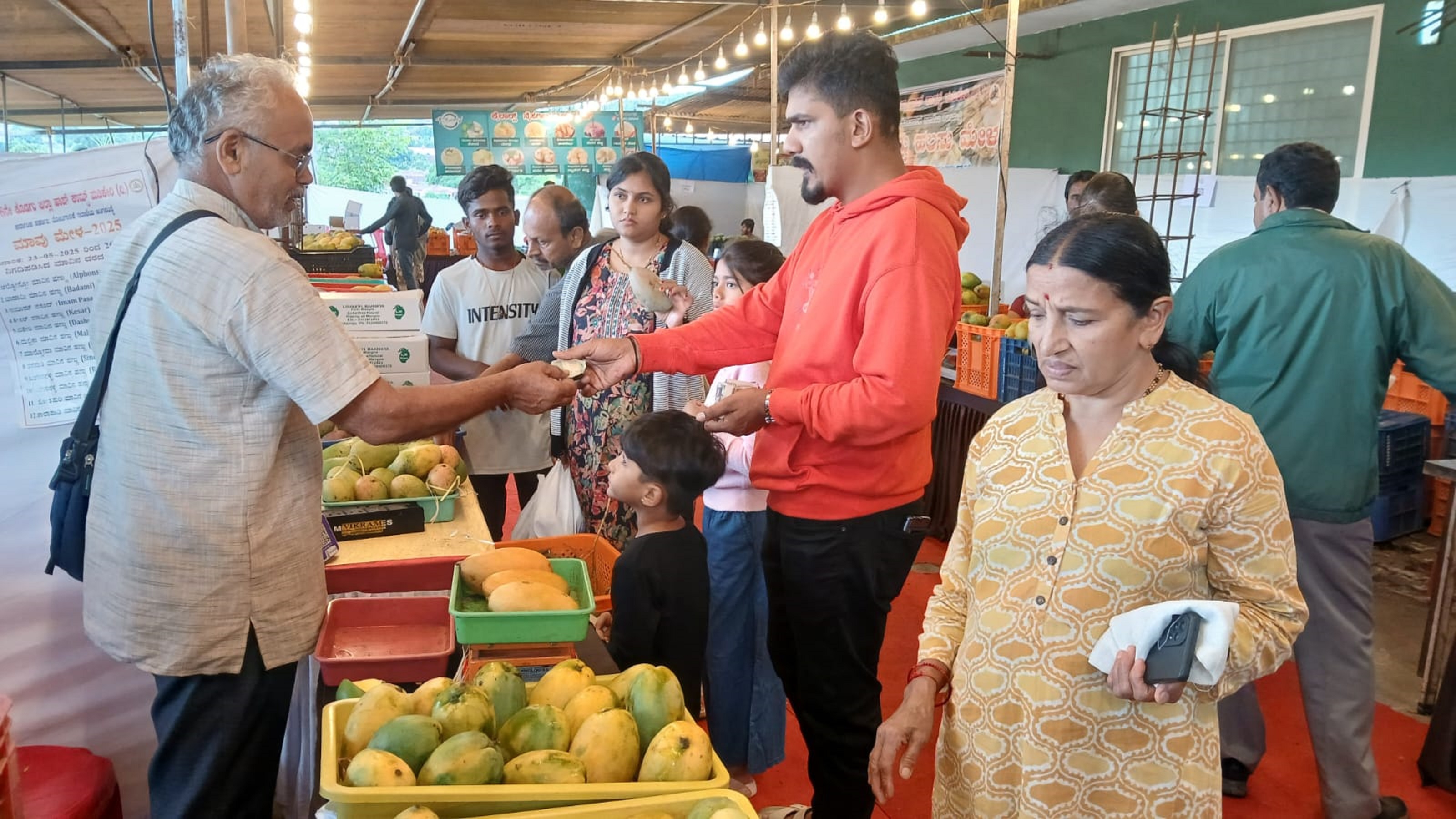 141 HOPCOMS outlets closed in state: S S Mallikarjun