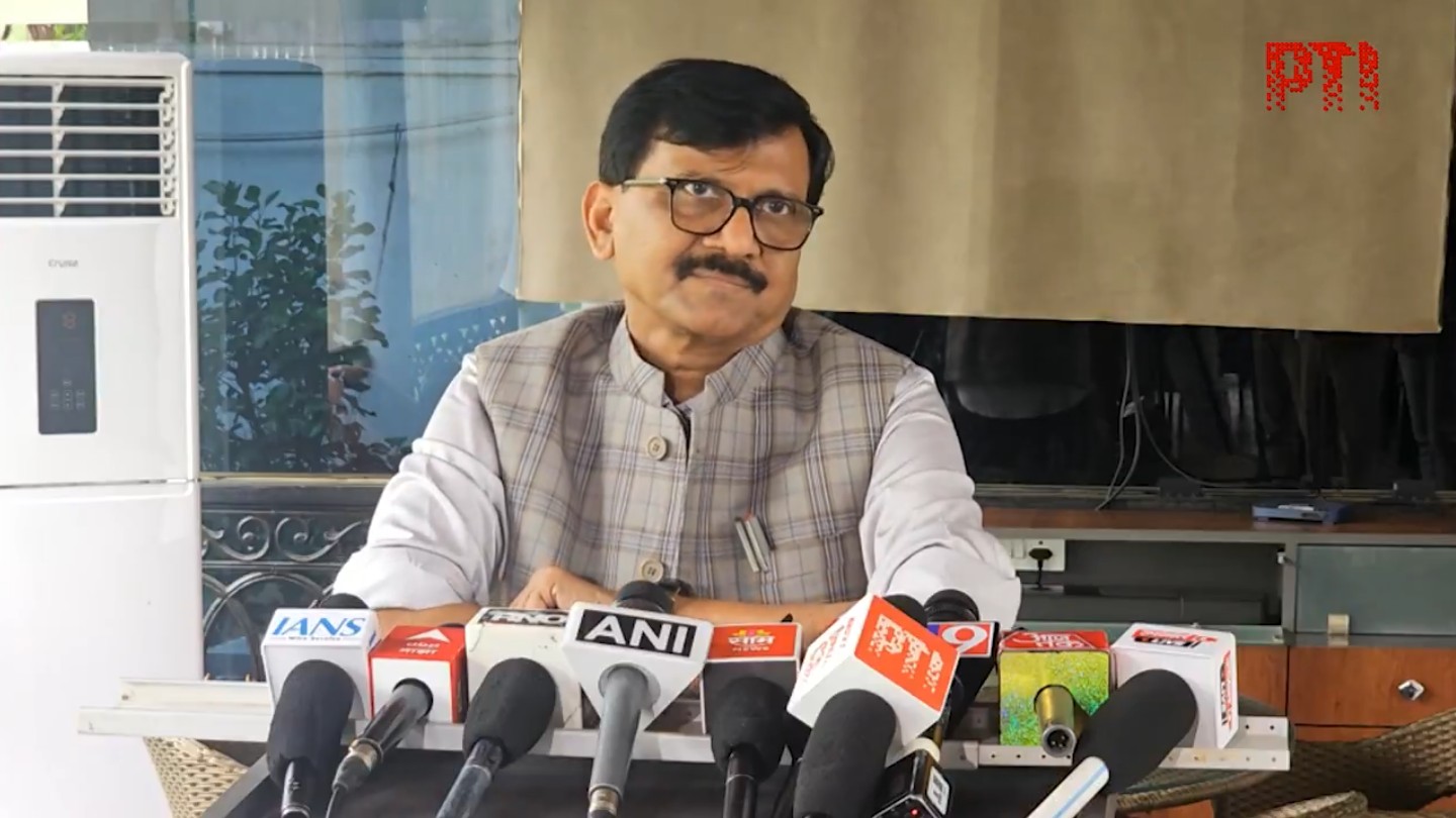 Raut questions Fadnavis's 'silence' on Shiv Sena minister's 'cash bag' video