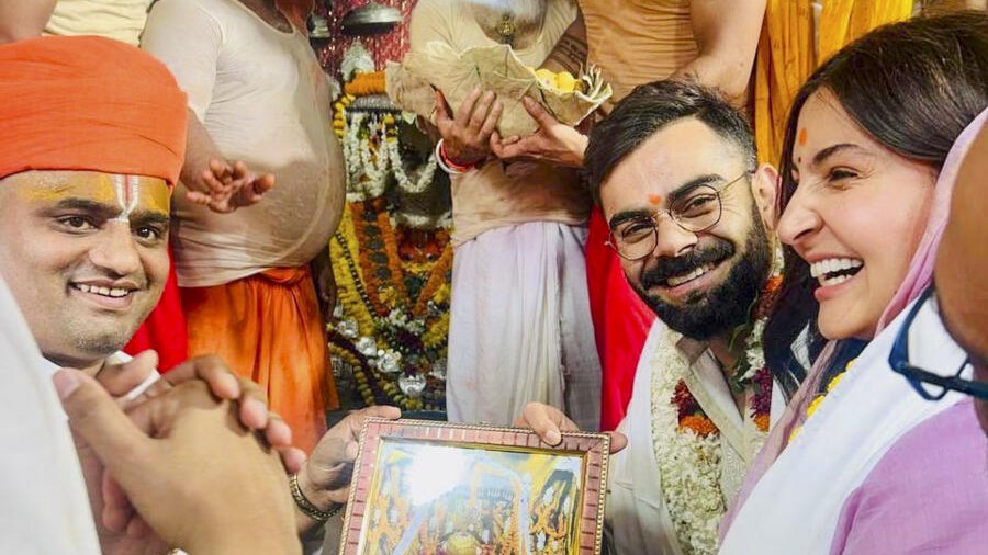 Virat Kohli, Anushka Sharma visit Ram temple in Ayodhya
