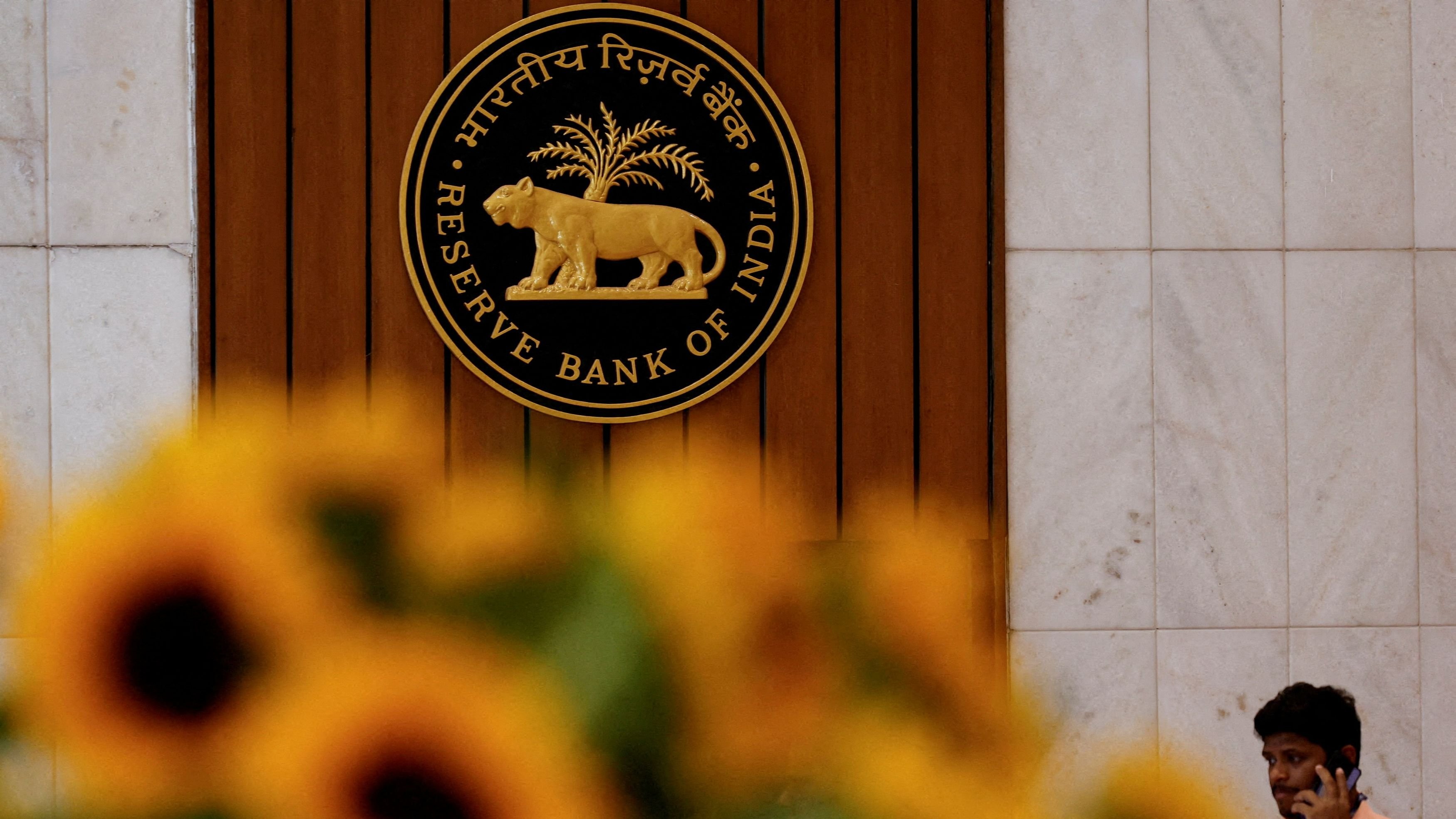 Markets to consolidate with a positive bias