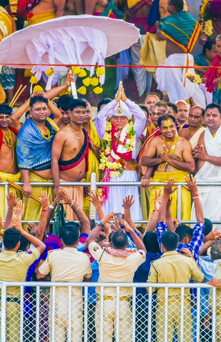 Puri king and Jagannath temple managing committee (JTMC) chairman Gajapati Dibyasingha Deb takes part in rituals on the occasion of 'Snan Purnima', in Puri, Wednesday, June 11, 2025. Snan Purnima is a sacred bathing ritual of Lord Jagannath, Lord Balabhadra and Goddess Subhadra, marking the beginning of Rath Yatra celebrations.