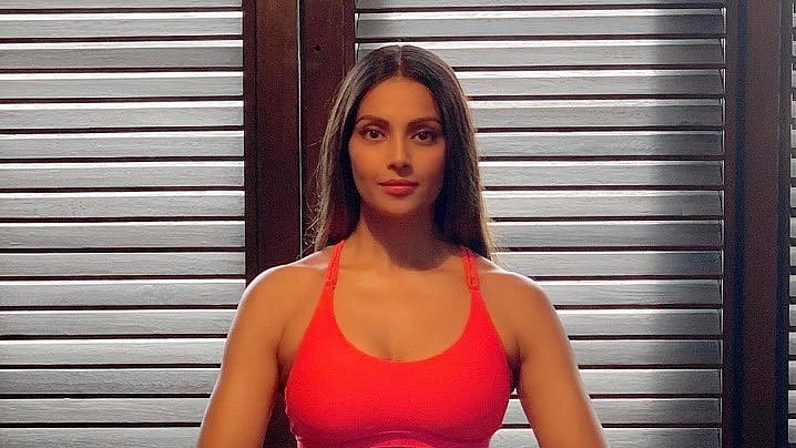 Bipasha Basu prangert Body-Shaming-Trolle an: Sie definieren mich nicht.