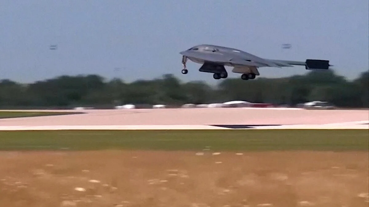 'Welcome home boys!': Video shows US' B-2 bombers returning after 36-hours ...