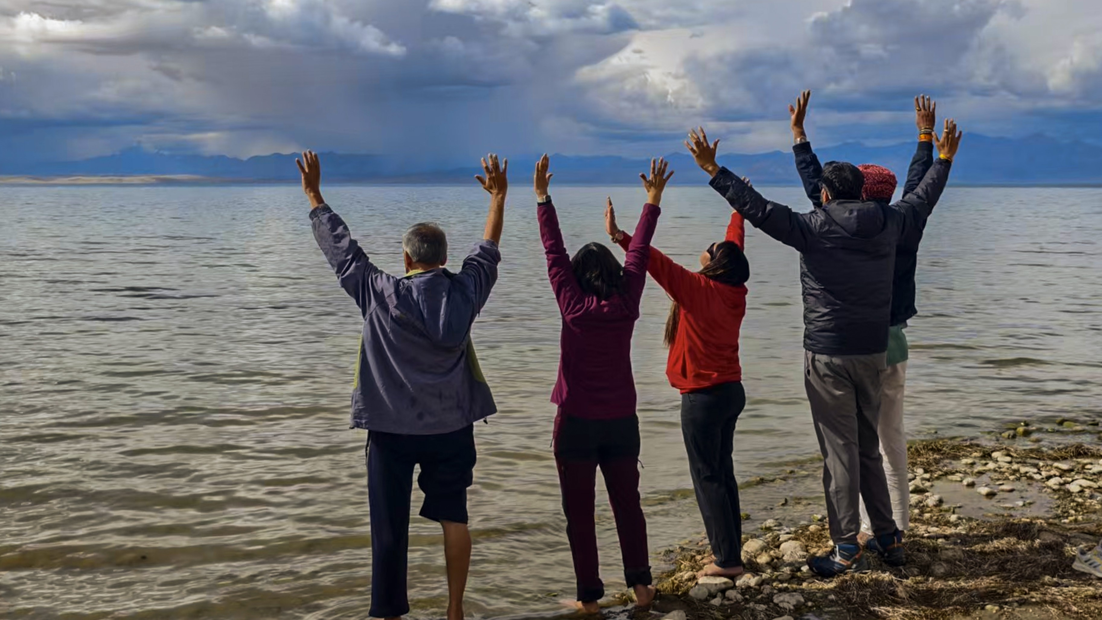 First batch of Indian pilgrims arrives at Manasarovar lake in Tibet after five-year hiatus
