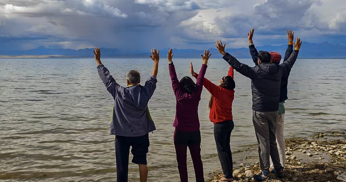 First batch of Indian pilgrims arrives at Manasarovar lake in Tibet after five-year hiatus