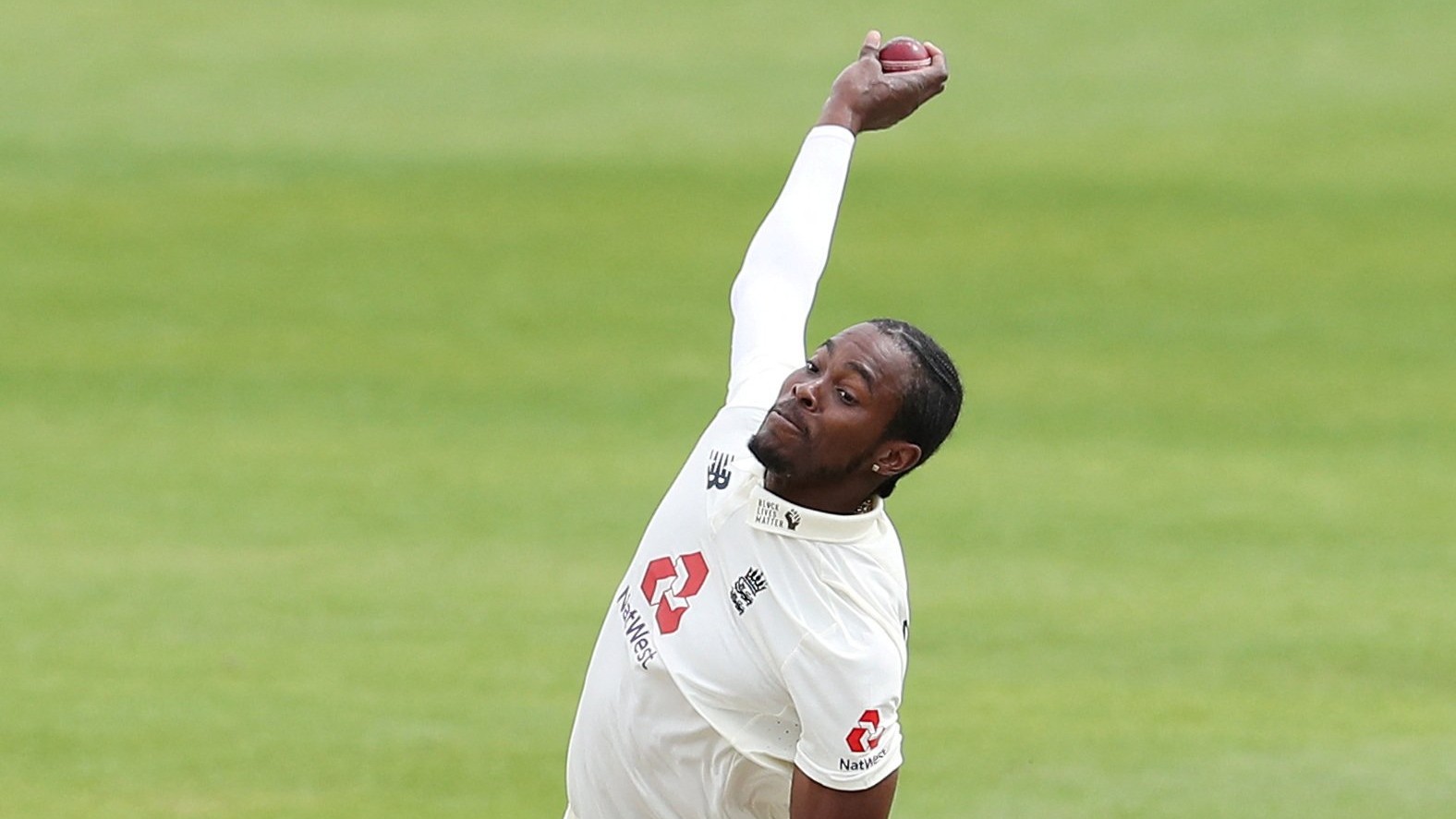 England add Jofra Archer to squad for second Test against India