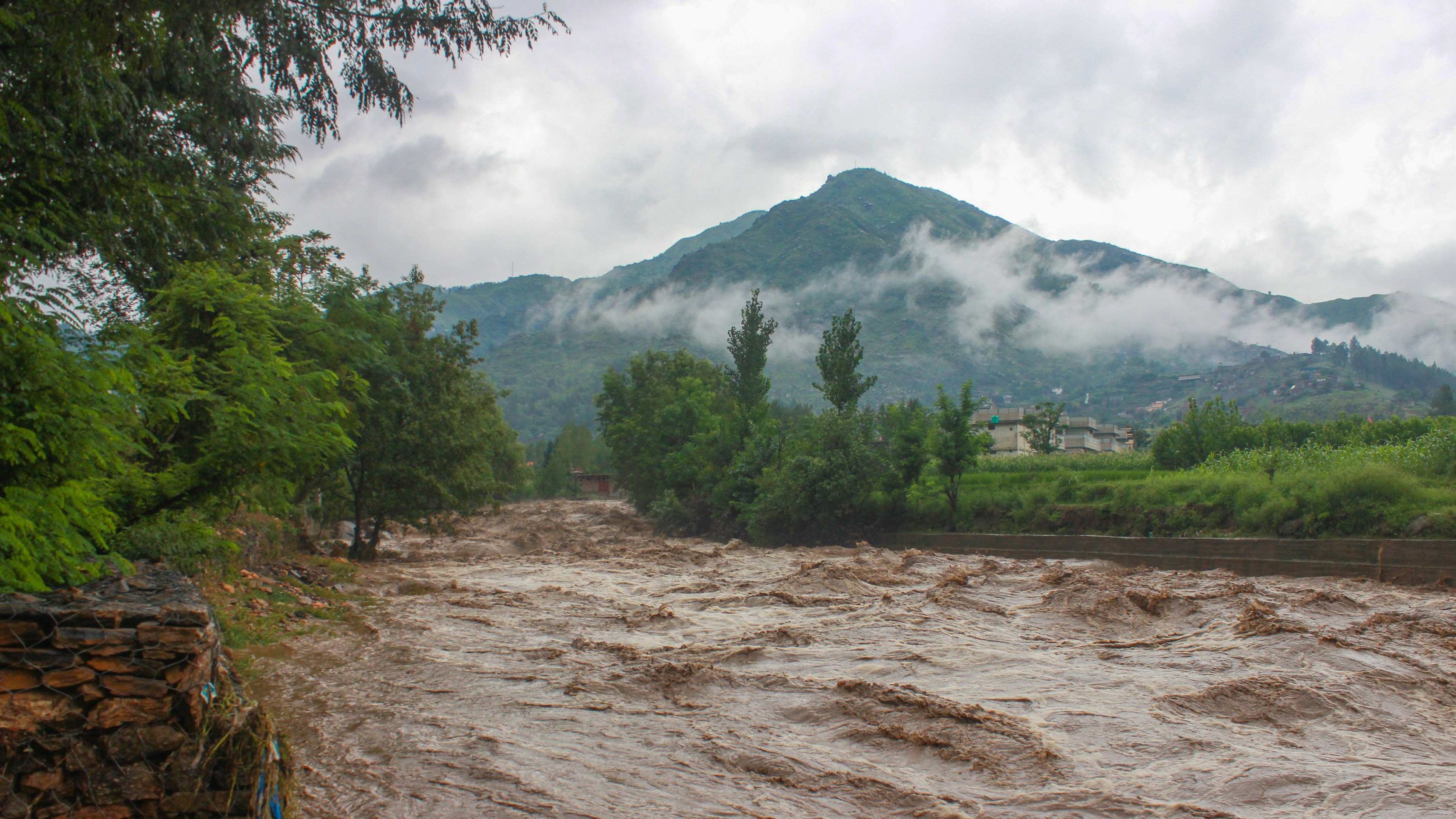Nine labourers go missing in landslide triggered by cloudburst in Uttarkashi