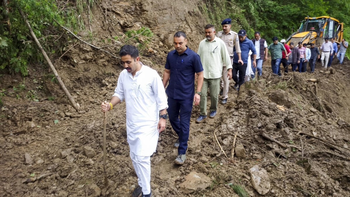 Himachal Pradesh: Met issues red alert for extremely heavy rains in 3 districts on Sunday, about 240 roads closed