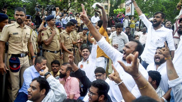 Hindi vs Marathi row spills over to Mumbai roads, MNS holds rally to counter traders' stir over attack on stall owner