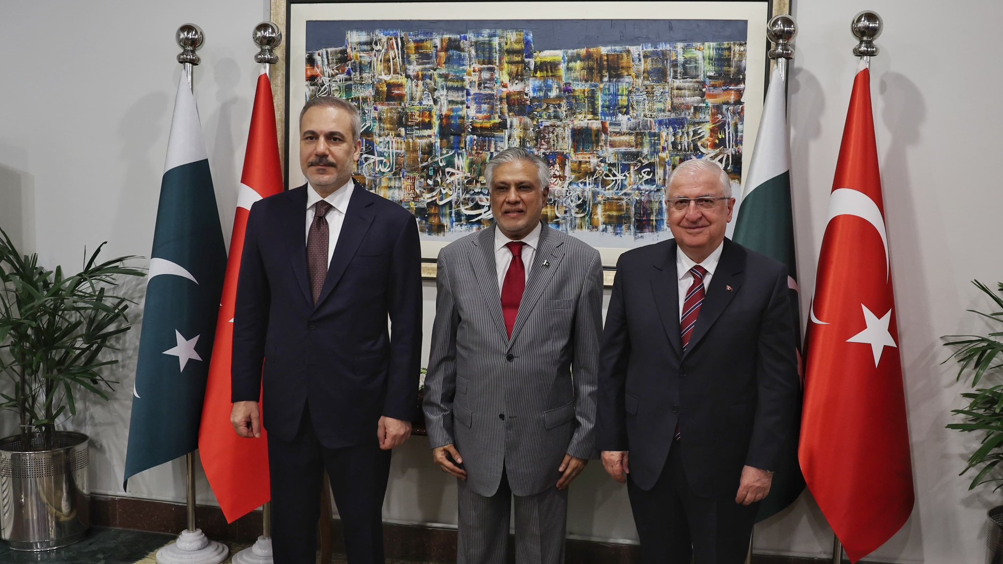 Turkish FM, Defence Minister in Pakistan on official visit to boost ties