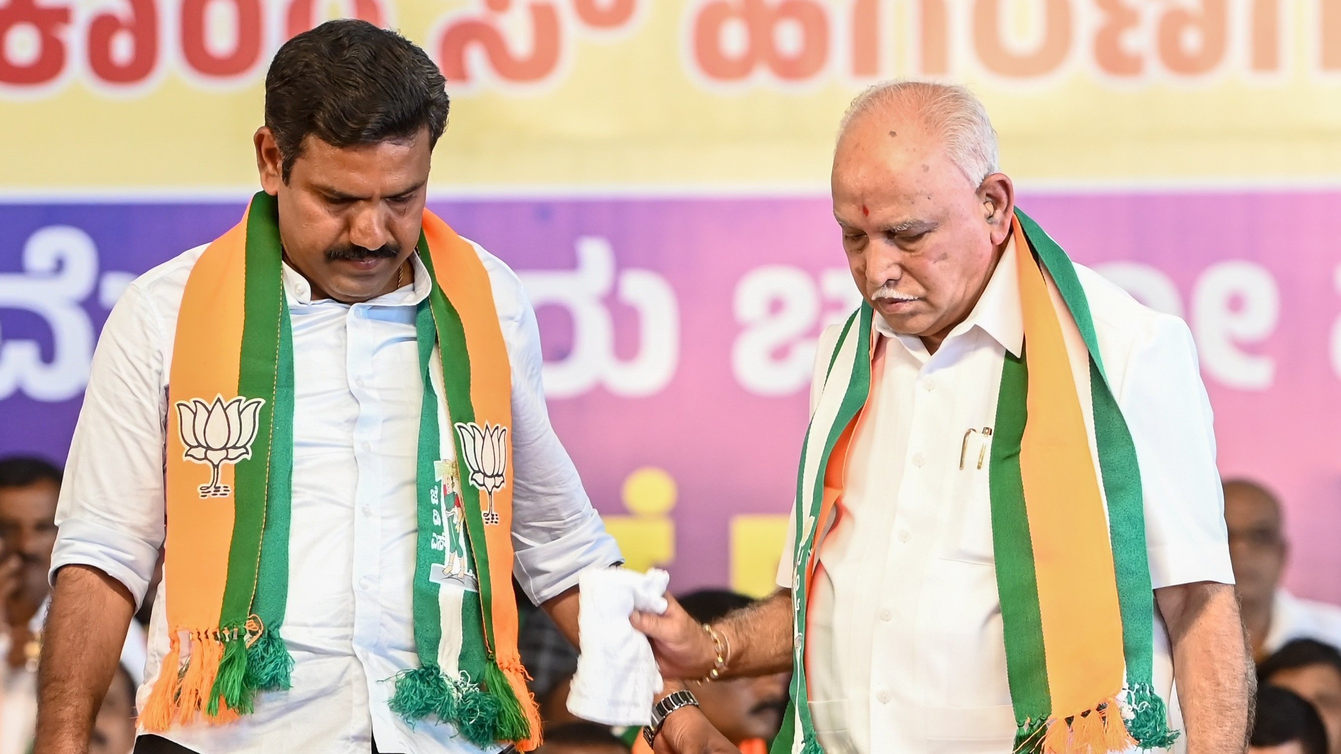 Cracks widen in Karnataka BJP as BSY 
family continues to face dissidents’ ire