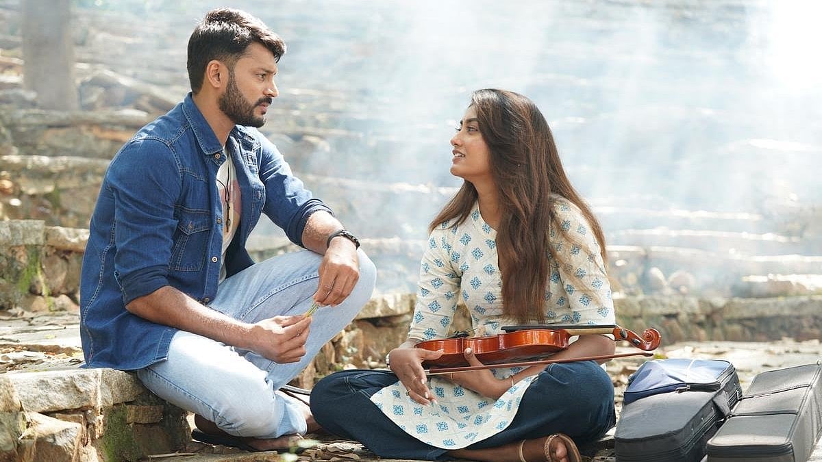 Having earned a reputation for bringing fresh, incisive perspectives to the screen with films like 19.20.21 (2023) and Act 1978 (2021), Mansore now turns his attention to a love story.